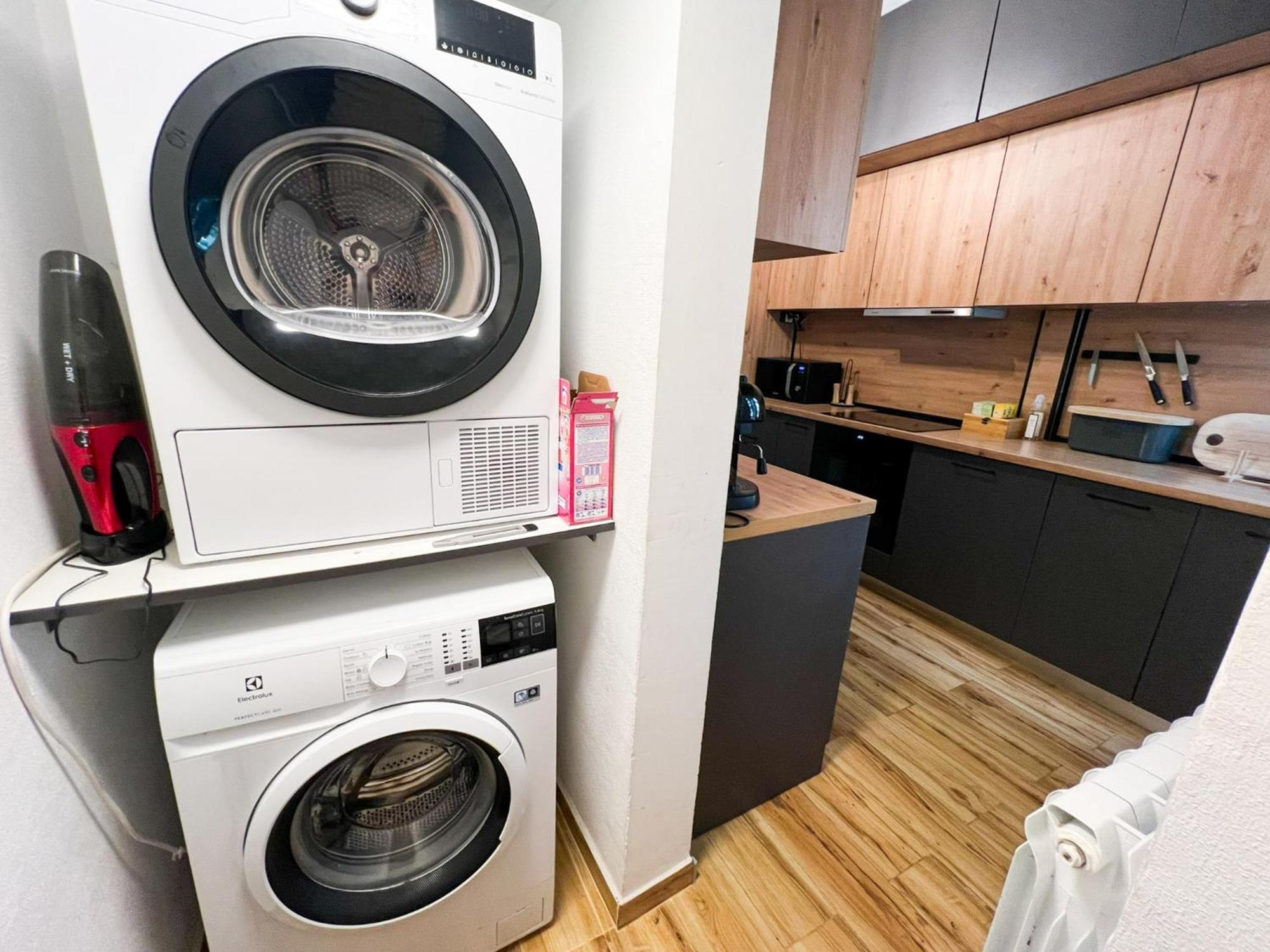Perfect Long-Term Stay Stylish And Spacious Top Center Next To Vitosha Blvd Sofia Exterior photo